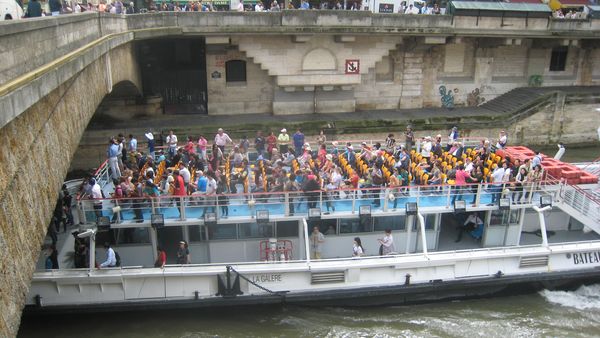 Bâteau sur la Seine2